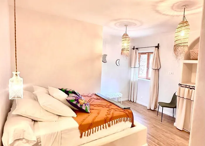 Villa La Casa D'ange Bergerie 5 étoiles De Luxe Piscine Chauffée Lama