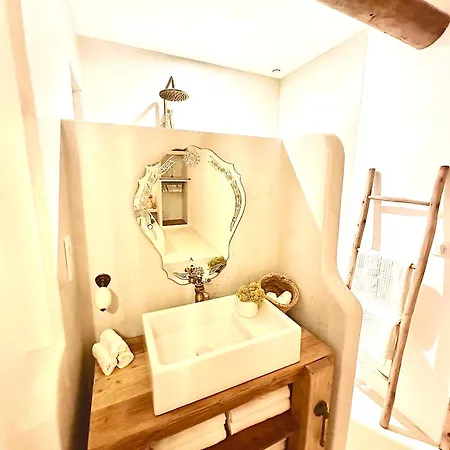 La Casa D'ange Bergerie De Luxe Piscine Chauffee Lama